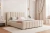 lozko-tapicerowane-mavis-quelle-02-bezowe-aranzacja.webp